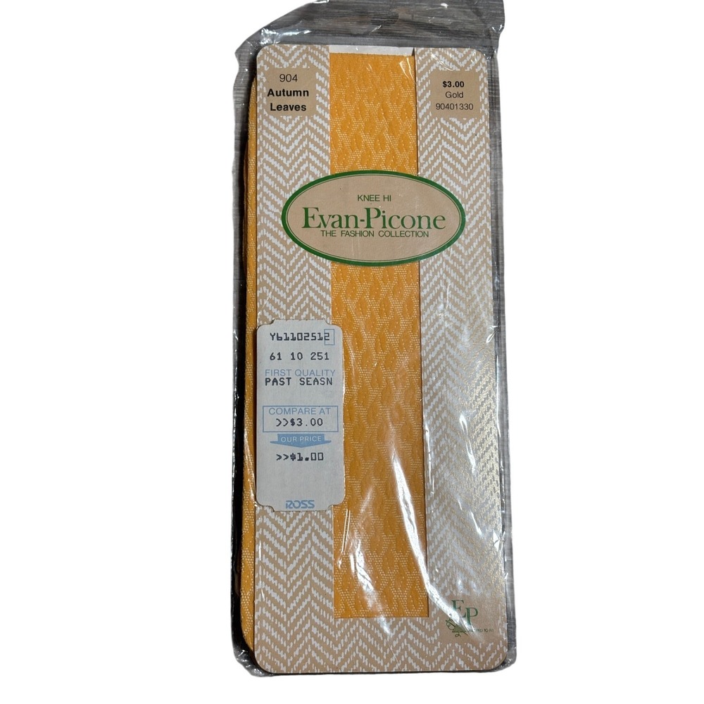 Evan-Picone Vintage Knee High Stockings Autumn Leaves Gold Nylon USA Made 8.5-11
